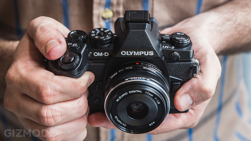 Illustration for article titled Olympus OM-D E-M1 Hands-On: So Hot You Won't Believe It's Mirrorless